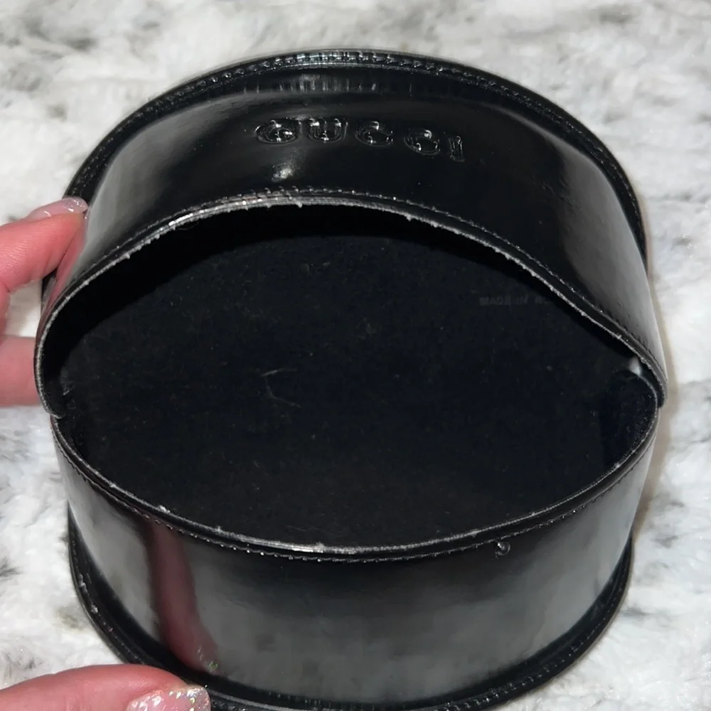 GUCCI Soft Sunglasses Case - Picture 2 of 2